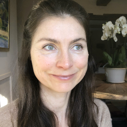 Lara Alexander, Executive Officer at The Numen Society